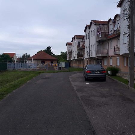 Gabrielle Apartman Hajdúszoboszló Zewnętrze zdjęcie