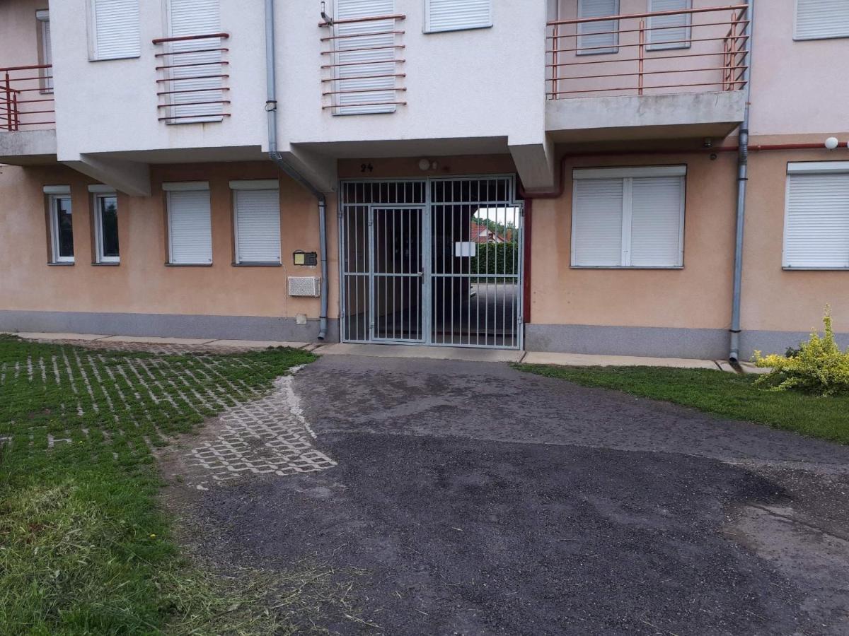 Gabrielle Apartman Hajdúszoboszló Zewnętrze zdjęcie